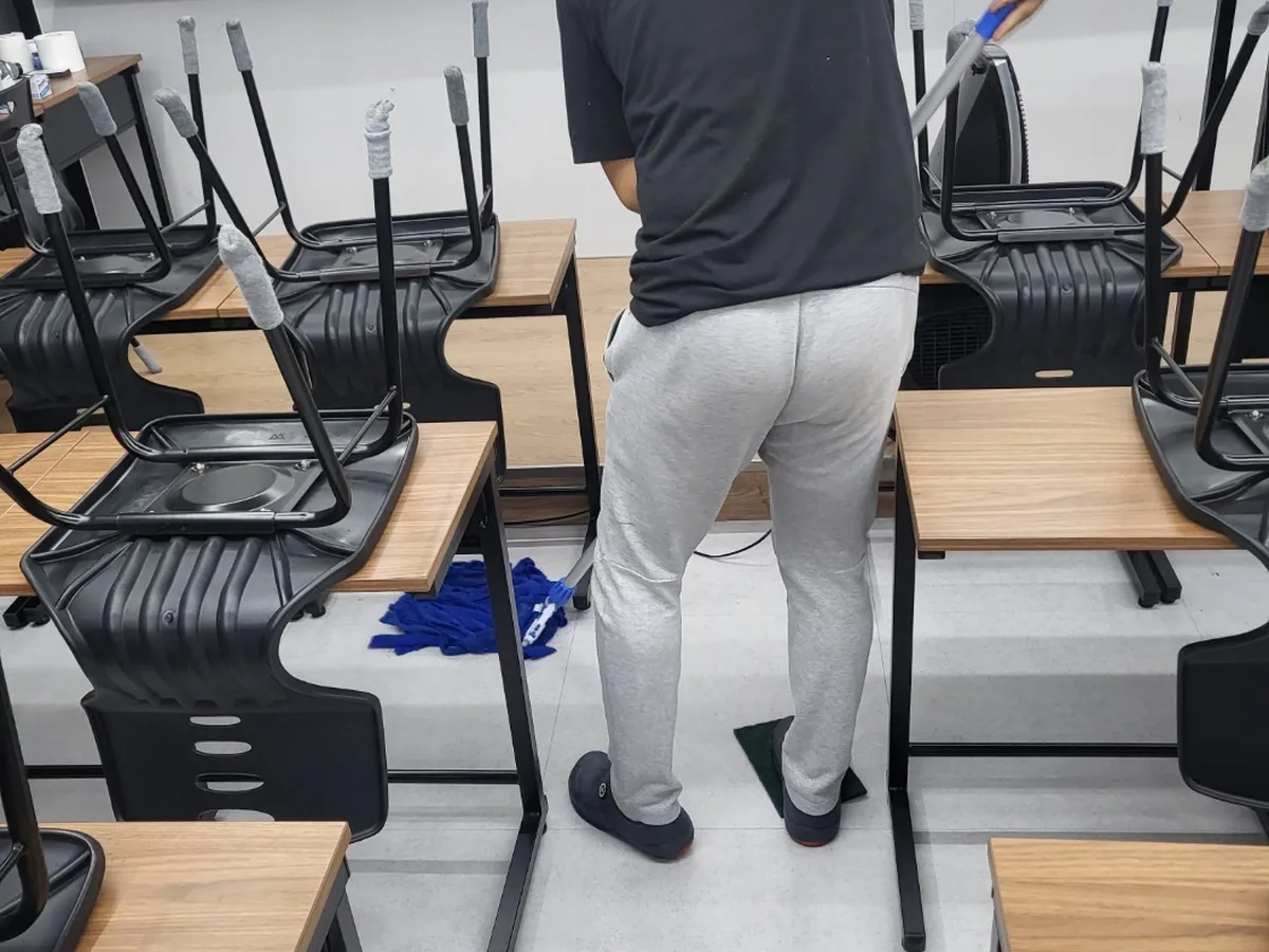 안동시 수상동 사업장 로비·응접실 바닥 위생청소 사례 - 행진크린